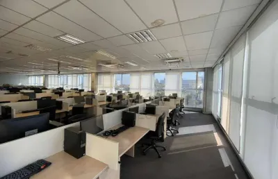 Prédio comercial para alugar em tamboré de 500.00m² com 5 garagens