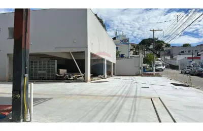 Imóvel comercial para alugar em vila riman de 300.00m² com 15 garagens