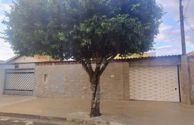 Casa para venda em jardim roberto selmi dei de 250.00m² com 3 quartos, 1 suite e 2 garagens