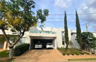Casa de condomínio para venda em jardim jockey clube de 225.00m² com 3 quartos, 3 suites e 3 garagens