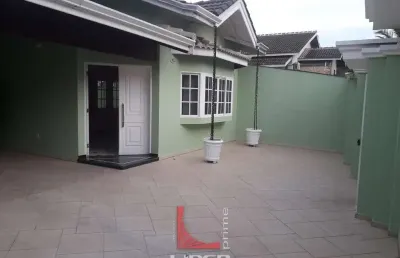 Casa para venda em residencial das ilhas de 290.00m² com 5 quartos, 2 suites e 4 garagens