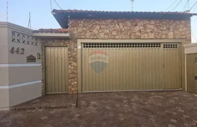 Casa para venda em jardinópolis de 172.00m² com 3 quartos, 1 suite e 2 garagens