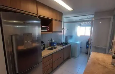 Apartamento para venda em centro de 70.00m² com 2 quartos, 1 suite e 2 garagens