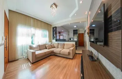 Casa para venda em parque das árvores de 106.15m² com 2 quartos, 1 suite e 2 garagens