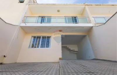 Sobrado para venda em cajuru de 123.00m² com 3 quartos, 1 suite e 2 garagens