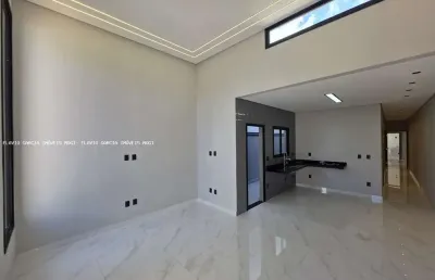 Casa para venda em loteamento rio acima de 170.00m² com 3 quartos, 1 suite e 2 garagens
