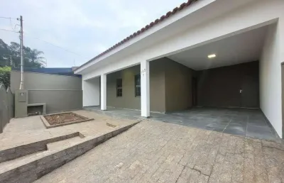 Casa para alugar em jardim parati de 250.00m² com 3 quartos, 1 suite e 4 garagens