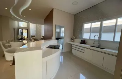 Casa para venda em condomínio reserva da serra de 517.00m² com 3 quartos, 3 suites e 4 garagens