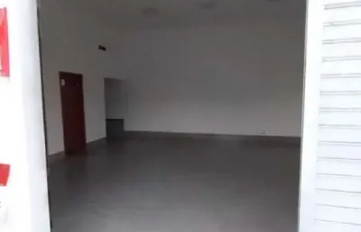 Loja para alugar em parque são jorge de 60.00m² com 3 garagens