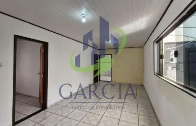 Casa para alugar em jardim centenário de 150.00m² com 2 quartos e 1 garagem