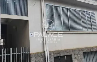 Casa para alugar em centro de 433.00m² com 1 quarto, 1 suite e 1 garagem