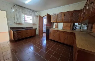 Casa para venda em centro de 386.00m² com 5 quartos e 1 garagem
