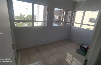 Sala comercial para alugar em centro de 30.00m² com 1 garagem