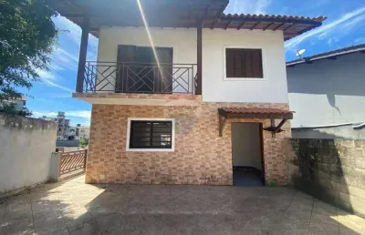 Casa para alugar em arujá center ville de 257.00m² com 3 quartos, 1 suite e 4 garagens