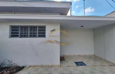 Casa para alugar em parque industrial de 100.00m² com 2 quartos e 1 garagem