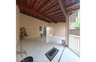 Casa para venda em cidade jardim de 129.80m² com 2 quartos e 2 garagens