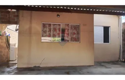 Casa para venda em conjunto residencial prefeito professor milton severino de 45.35m² com 2 quartos e 3 garagens