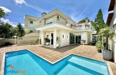 Casa de condomínio para venda e aluguel em fazendinha de 358.00m² com 4 quartos, 2 suites e 3 garagens