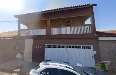 Casa para venda em jardim alexandre balbo de 200.00m² com 4 quartos, 1 suite e 2 garagens
