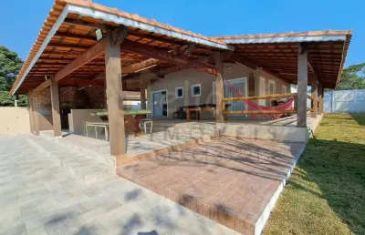 Casa para venda em ponunduva de 250.00m² com 4 quartos, 4 suites e 8 garagens