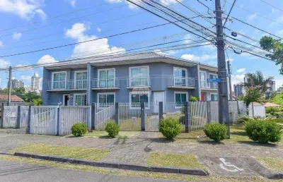 Sobrado para venda em mossunguê de 224.00m² com 3 quartos e 5 garagens