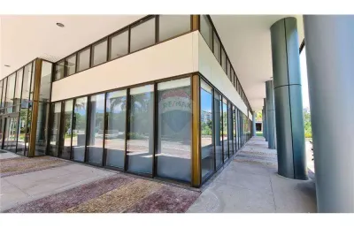 Imóvel comercial para alugar em barra da tijuca de 330.00m² com 10 garagens