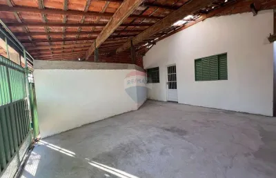 Casa para alugar em jardim dos lagos 2 de 60.00m² com 2 quartos, 1 suite e 2 garagens
