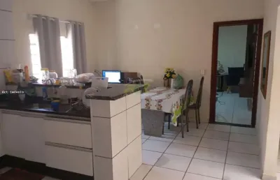Casa para venda em concórdia i de 290.00m² com 2 quartos, 1 suite e 2 garagens