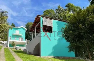 Casa para venda e aluguel em alpes dos araçás (jordanésia) de 260.00m² com 3 quartos, 3 suites e 4 garagens