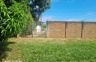 Terreno à venda na Avenida Francescopaolo Celenza, Jardim Athenas, Araraquara