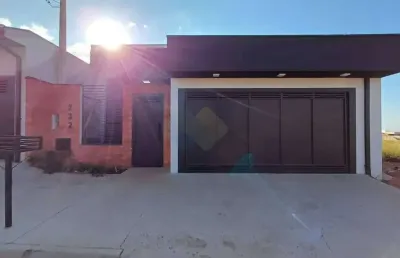 Casa para venda em residencial ouro verde de 141.00m² com 3 quartos, 3 suites e 2 garagens
