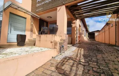 Casa para venda em centro de 326.00m² com 6 quartos e 3 garagens