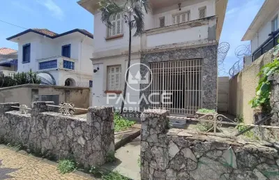 Casa para alugar em centro de 215.00m² com 4 quartos e 8 garagens