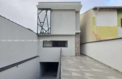 Sobrado para venda em jardim universo de 245.00m² com 2 quartos, 2 suites e 2 garagens