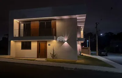 Sobrado para venda em roça grande de 228.00m² com 4 quartos e 2 suites