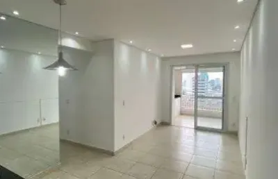 Apartamento para alugar em centro de 70.00m² com 2 quartos, 1 suite e 1 garagem