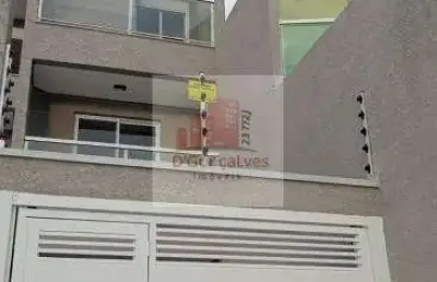 Sobrado para venda em centro de 110.00m² com 3 quartos, 1 suite e 2 garagens