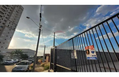 Lote / terreno para alugar em jardim alphacenter de 500.00m²