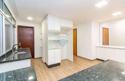 Apartamento para alugar em centro de 175.00m² com 2 quartos, 1 suite e 1 garagem