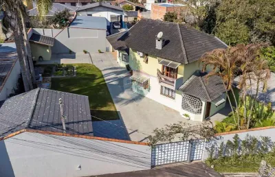 Sobrado para venda em tingui de 330.00m² com 5 quartos, 1 suite e 4 garagens