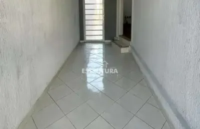 Casa para alugar em centro de 100.00m² com 2 quartos