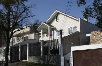 Casa para venda em alto da rua xv de 170.00m² com 3 quartos e 3 garagens