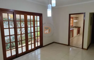 Casa para venda em saúde de 187.00m² com 3 quartos, 1 suite e 2 garagens