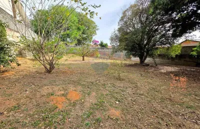 Casa para venda em centro de 307.00m² com 3 quartos e 2 garagens