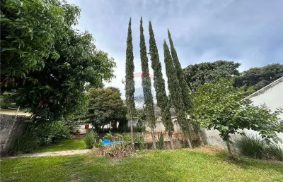 Casa para venda em distrito industrial de 130.00m² com 3 quartos, 1 suite e 4 garagens