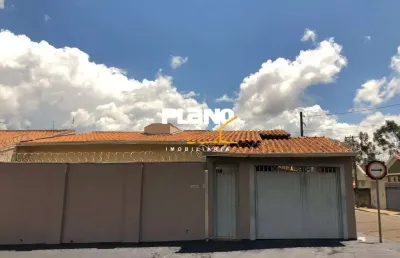 Casa para alugar em vila industrial de 60.00m² com 2 quartos e 1 garagem