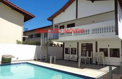 Casa para venda em praia maranduba de 892.00m² com 16 quartos, 6 suites e 15 garagens
