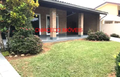 Casa para alugar em condominio lagoinha de 377.00m² com 4 quartos, 2 suites e 2 garagens
