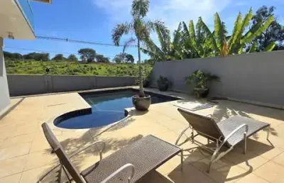 Casa de condomínio para alugar em alphaville dom pedro de 390.00m² com 4 quartos e 4 garagens