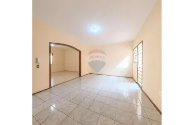 Casa para venda em jardim universitário de 190.00m² com 4 quartos e 2 suites